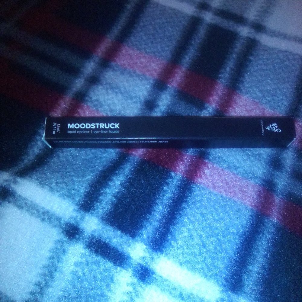Younique moodstruck liquid eyeliner